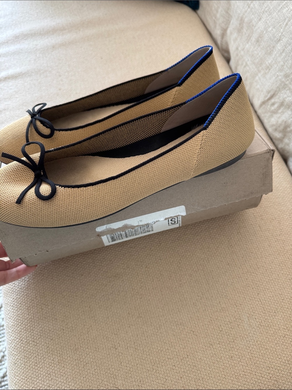 Rothy’s Beige & Black The Ballet Flat - Size 10 - Picture 3 of 6